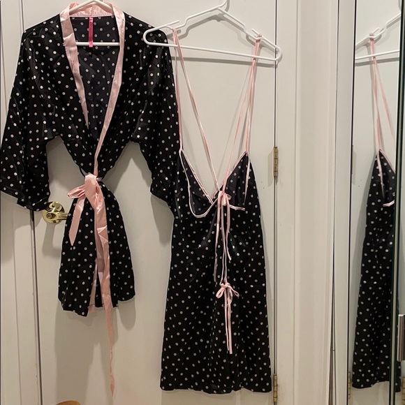 Seven ‘til Midnight black with pink polka dots set - Picture 6 of 6